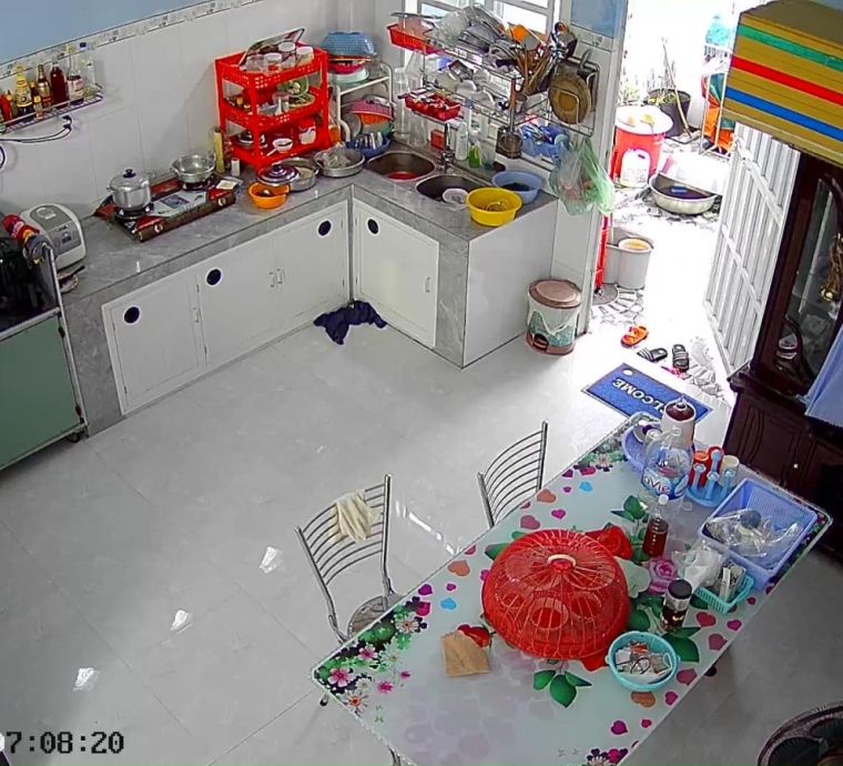 Lắp Camera Ezviz xoay 360 độ chất lượng HD khá nét cho khách tại Thị xã Trảng Bàng, Tây Ninh 