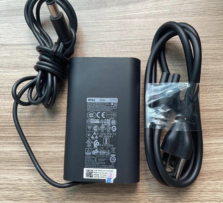 LAPTOP DELL E5550 i5-GEN5/SSD128/PIN NHƯ MỚI, NGOẠI HÌNH ĐẸP 99%