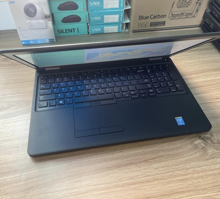 LAPTOP DELL E5550 i5-GEN5/SSD128/PIN NHƯ MỚI, NGOẠI HÌNH ĐẸP 99%