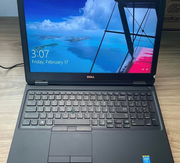 LAPTOP DELL E5550 i5-GEN5/SSD128/PIN NHƯ MỚI, NGOẠI HÌNH ĐẸP 99%