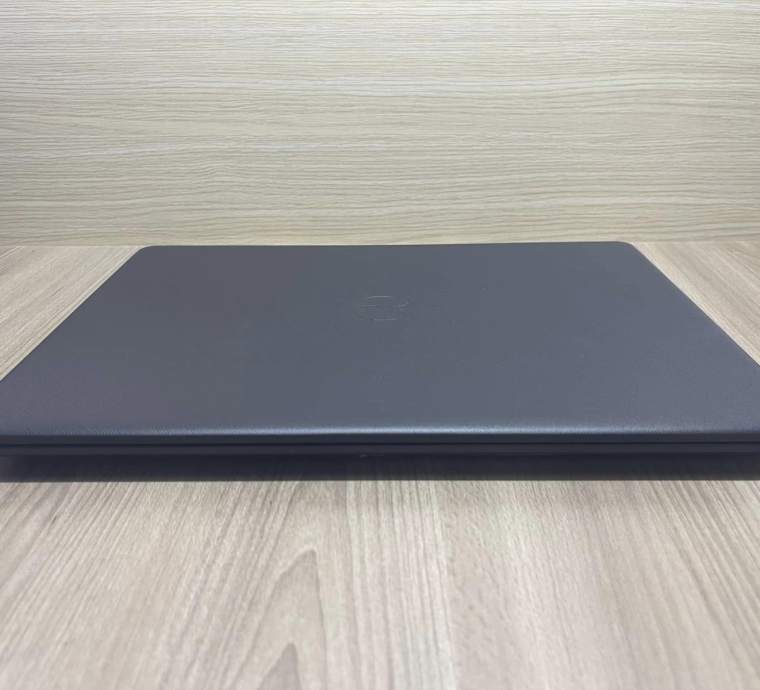 Dell Vostro 3405 14 inch Ryzen 5 3500U RAM 4GB SSD 256GB MÀN HÌNH FULL HD