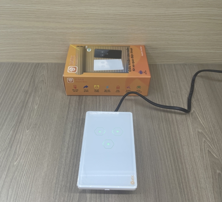 CÔNG TẮT DÙNG ĐÓNG MỞ CỬA CUỐN TỪ XA QUA ĐIỆN THOẠI (BÊN MỸ VẪN TẮT ĐƯỢC)