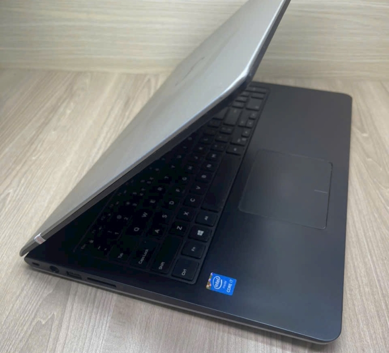 DELL Inspiron 5447 Likenew | i7-4510U | RAM 8GB | SSD 120GB | 15.6 INCH