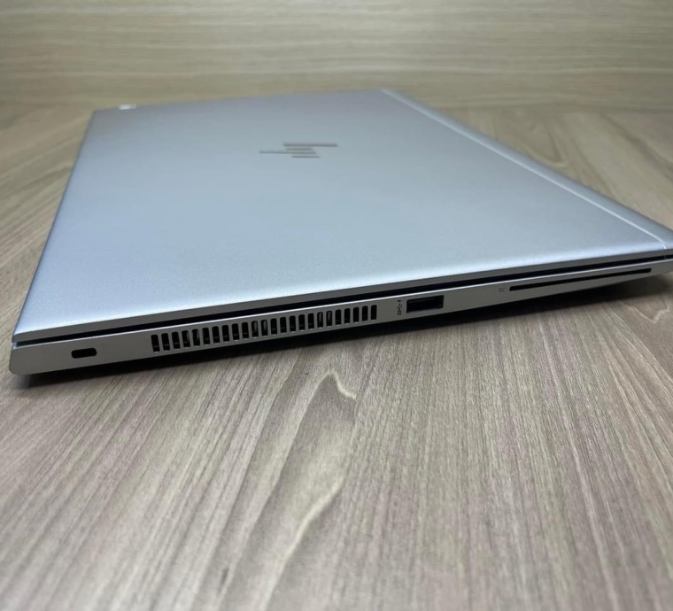 HP Elitebook 840 G5 | Core i7-8650U | RAM 8G | SSD NVME 256G | 14 inch Full HD - Màu Bạc Vỏ Nhôm - MỞ KHOÁ KHUÔN MẶT