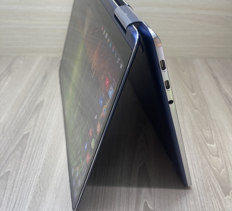 Laptop Samsung cảm ứng | i5-Gen 8 | RAM 8GB | SSD NVME 256GB | 15 inch (LikeNew)