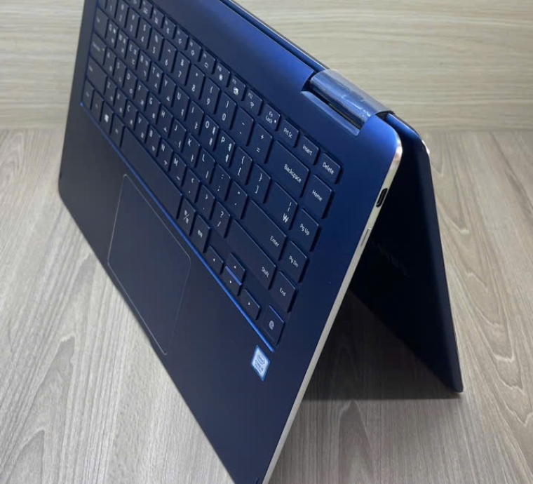 Laptop Samsung cảm ứng | i5-Gen 8 | RAM 8GB | SSD NVME 256GB | 15 inch (LikeNew)