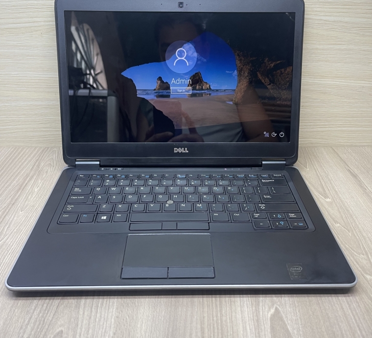 LAPTOP DELL E7440 i5-GEN4/RAM4GB/SSD128/PIN TỐT /WIN 10/ NGOẠI HÌNH ĐẸP