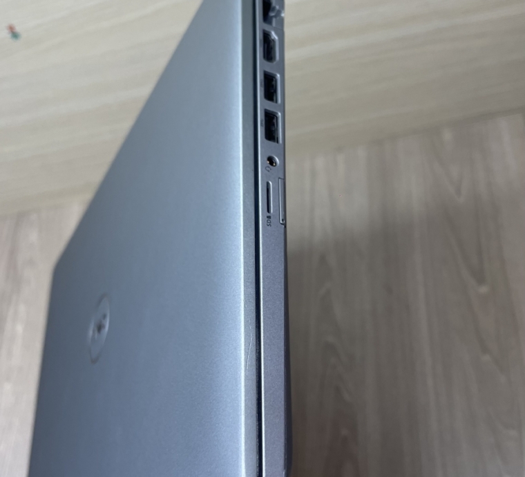 DELL 5410 Likenew | i5-Gen 10 | RAM 8GB | SSD NVME 256GB | 14 inch đẹp 99%