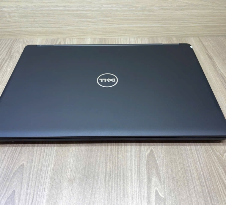 DELL 5580 i7-7600U | RAM 8G | SSD 256G | 15.6 INCH | PIN TỐT | LIKENEW