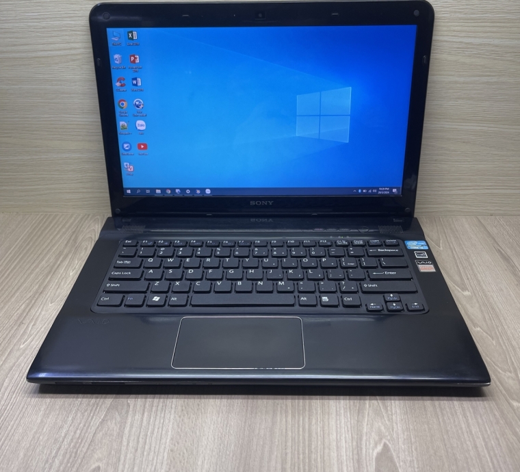 LAPTOP SONY SVE141 i5-GEN3/RAM4GB/SSD120/PIN TỐT /WIN 10/ NGOẠI HÌNH ĐẸP